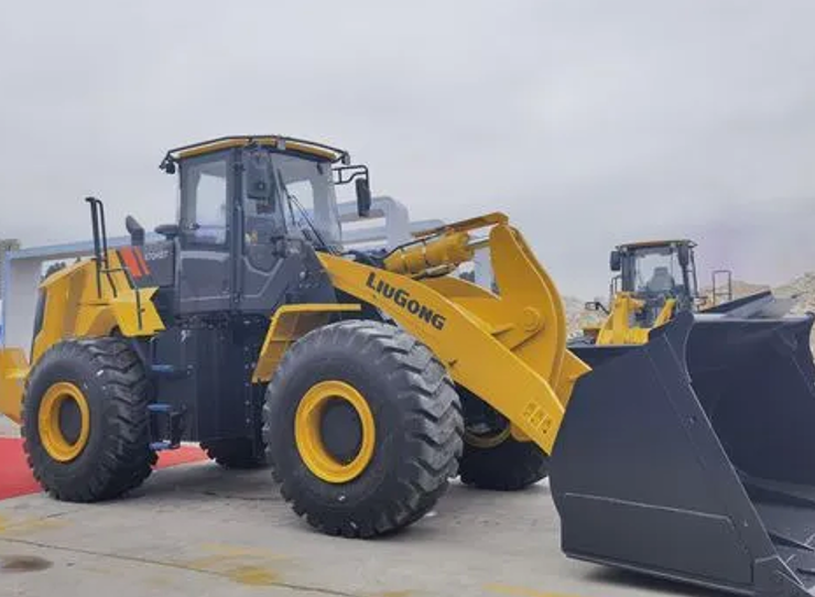 50裝載機更換剎車片需要拆卸輪胎嗎？